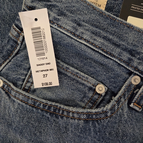 Levi's Blue Relaxed Fit Jeans Classic Style - Picture 4 of 8